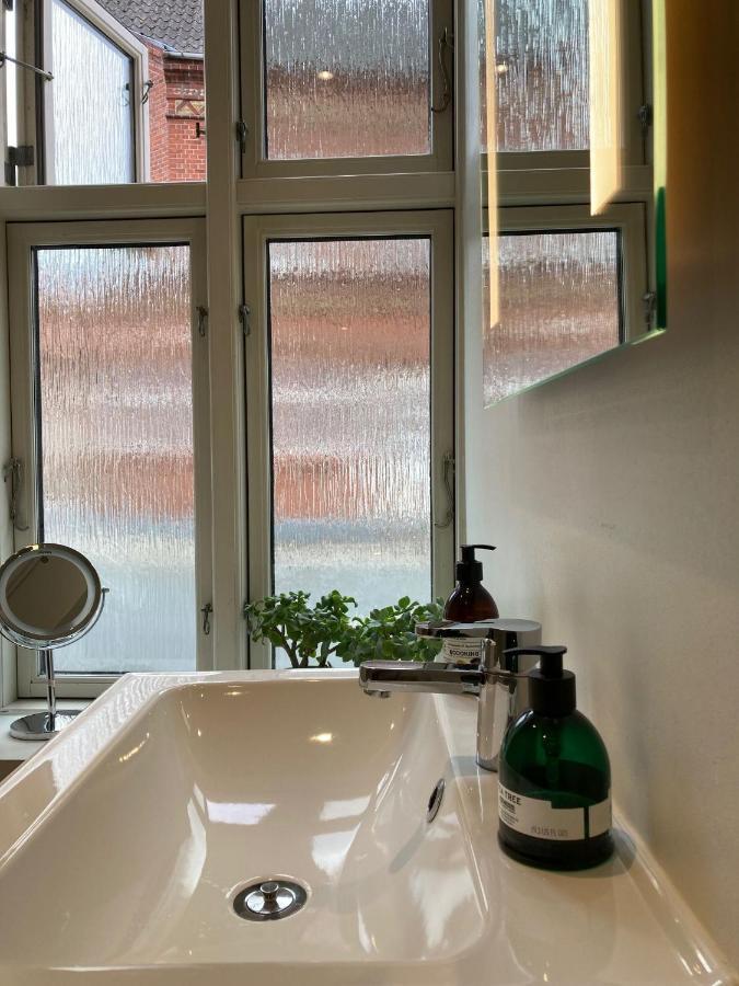 Central Beliggenhed Lys Og Hyggelig Kolding Esterno foto